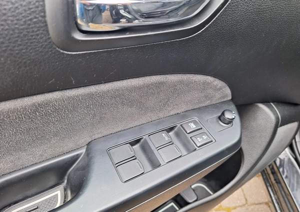 Suzuki Swift cena 34700 przebieg: 100200, rok produkcji 2015 z Żychlin małe 326